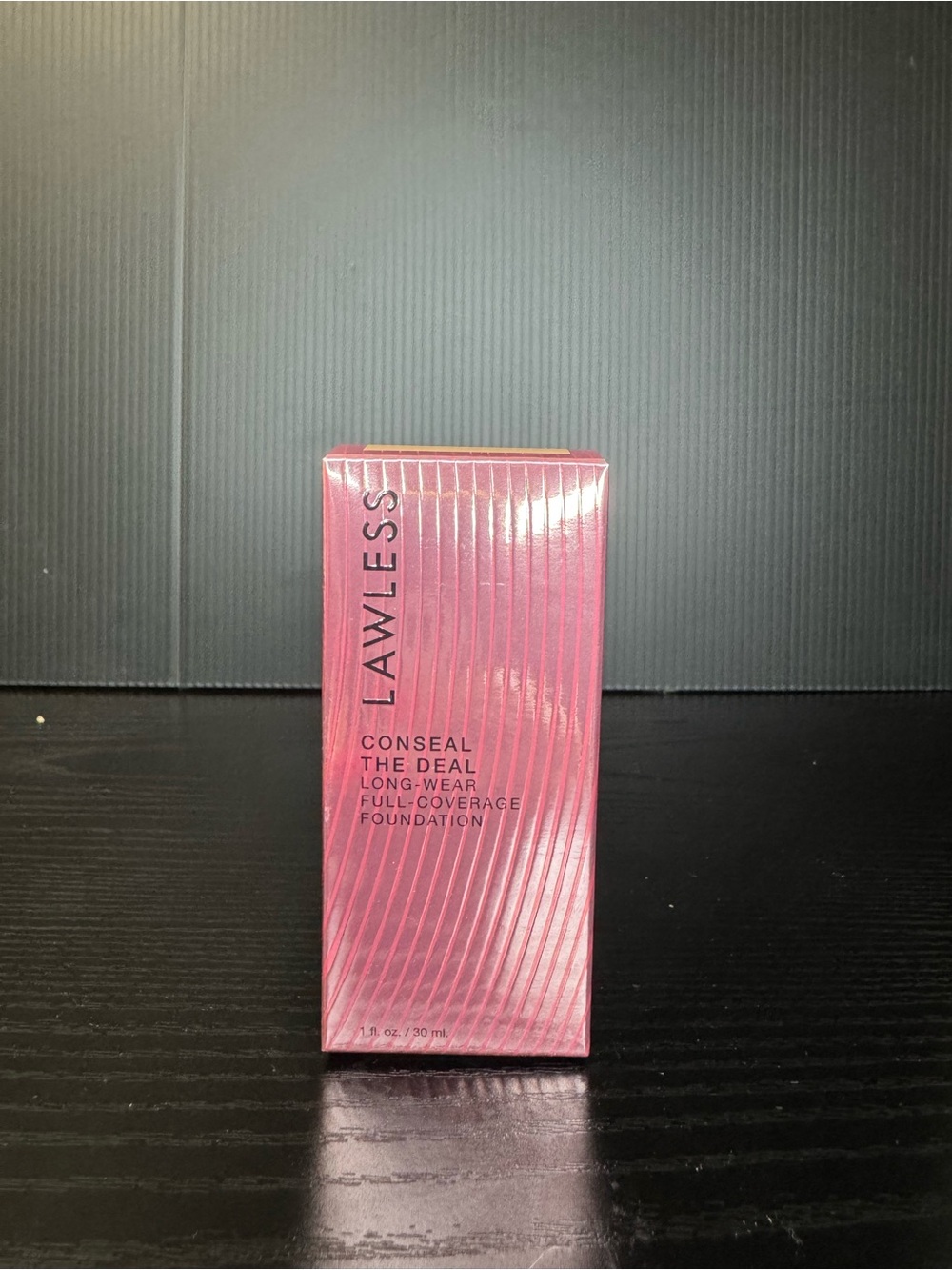 Lawless Conceal The Deal Long-Wear Full-Coverage Foundation - Shade Pearl
